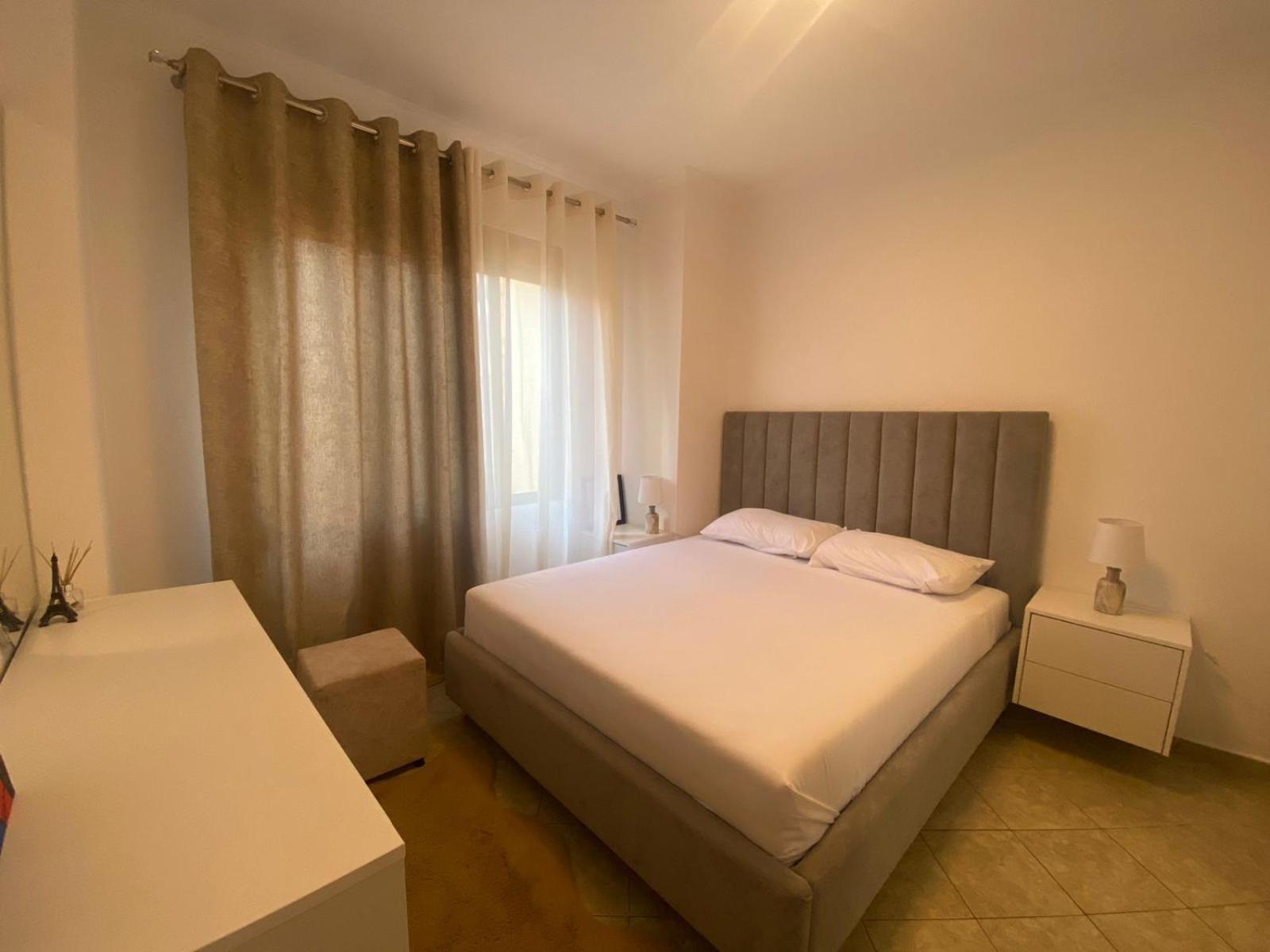 Guest House Open Room Durrës Exterior foto